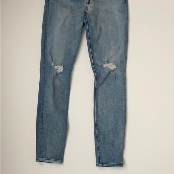 7 For All Mankind Distressed Ankle Gwenevere - Picture 5 of 9